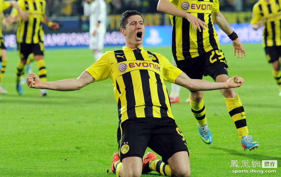 爱游戏体育-包含离谱！波士顿凯尔特人围绕社区盾主帅复盘莱万多夫斯基在加拿大队比赛中晋级，C罗怒砍56分的词条